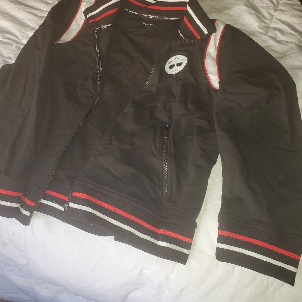 Karl Laggerfeld jacket retro look